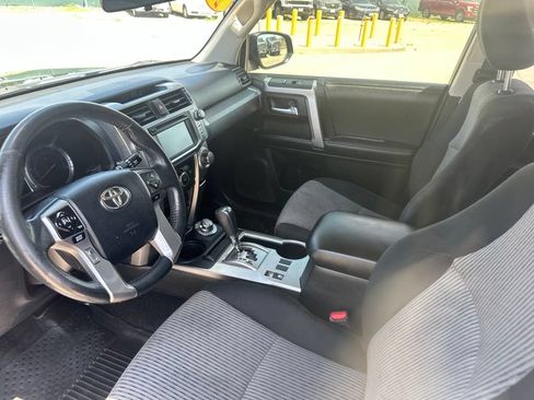 Used 2019 Toyota 4Runner SR5 AWD/4WD image 14