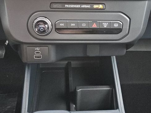 New 2026 Ford Maverick XL w/ Equipment Group 101A image 15