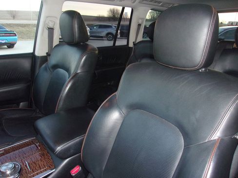 Used 2018 Nissan Armada SL w/ Moonroof Package image 9
