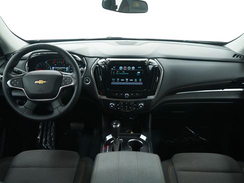 Used 2019 Chevrolet Traverse LT image 18