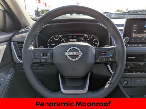 Certified 2025 Nissan Rogue SV w/ SV Premium Package AWD/4WD image 15