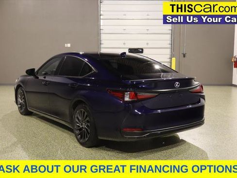 Used 2022 Lexus ES 300h Ultra Luxury w/ Accessory Package 2 FWD image 6