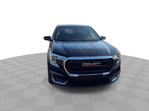 Certified 2022 GMC Terrain SLE image 3