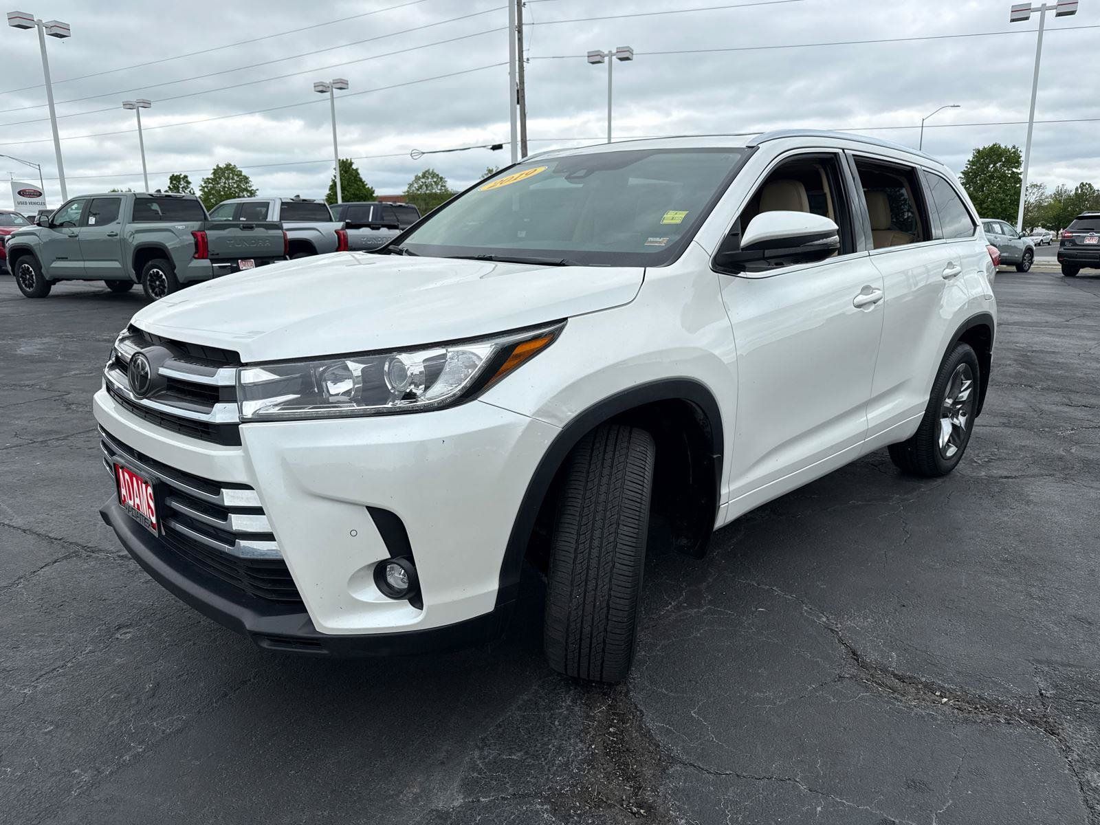 Used 2019 Toyota Highlander Limited Platinum AWD/4WD image 3