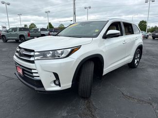 Used 2019 Toyota Highlander Limited Platinum AWD/4WD video 3