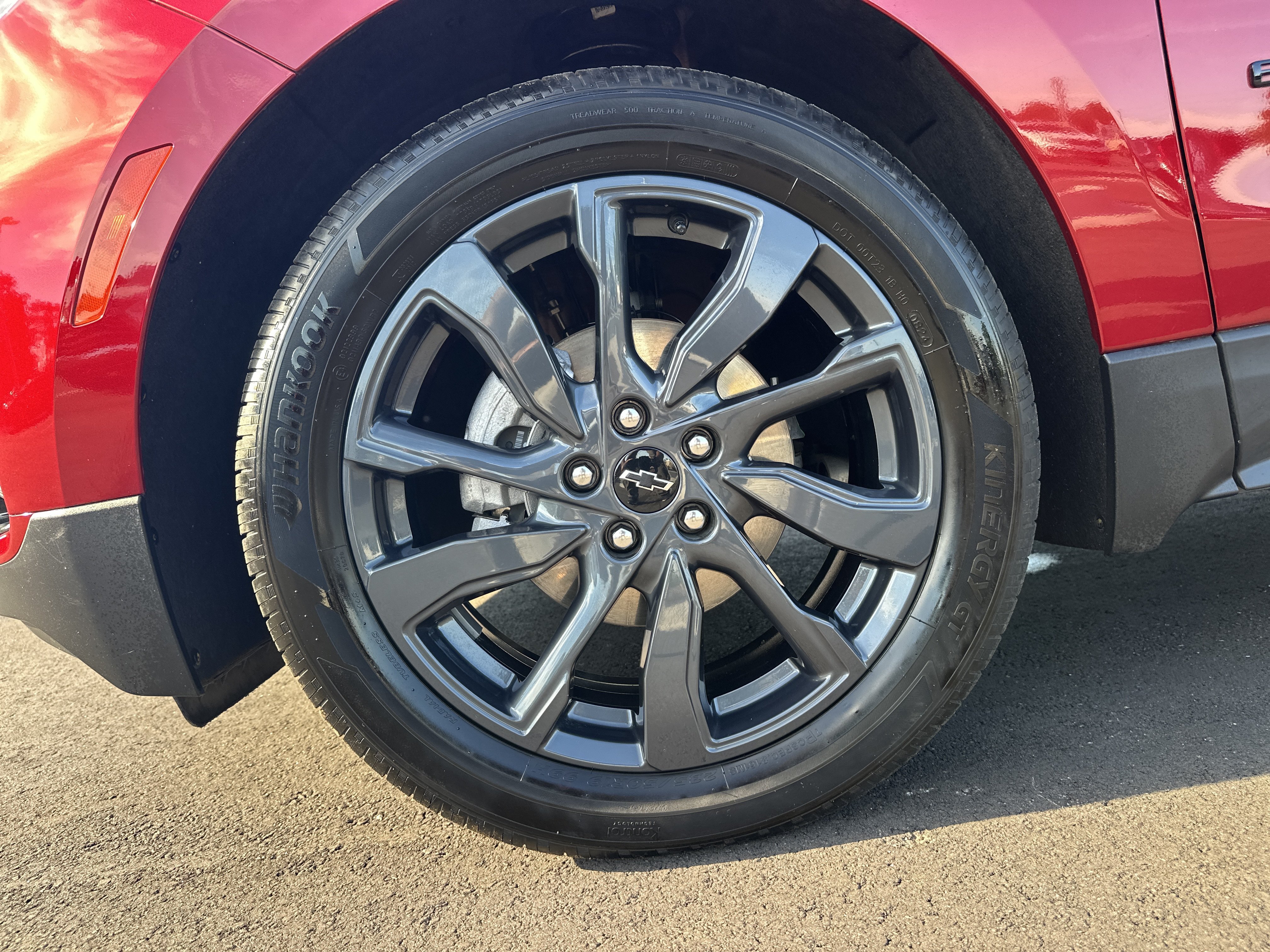 Used 2024 Chevrolet Equinox RS FWD image 12