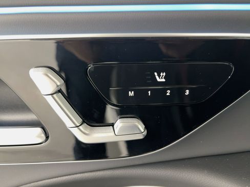 New 2026 Mercedes-Benz E 53 AMG e 4MATIC Sedan image 21