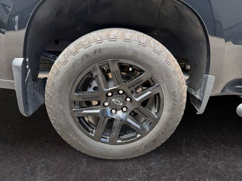Used 2024 Chevrolet Silverado 1500 RST w/ Convenience Package II AWD/4WD image 27