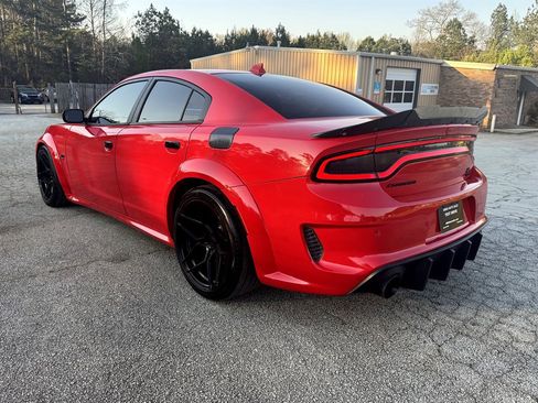 Used 2019 Dodge Charger Scat Pack RWD image 11