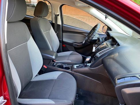 Used 2014 Ford Focus SE image 53