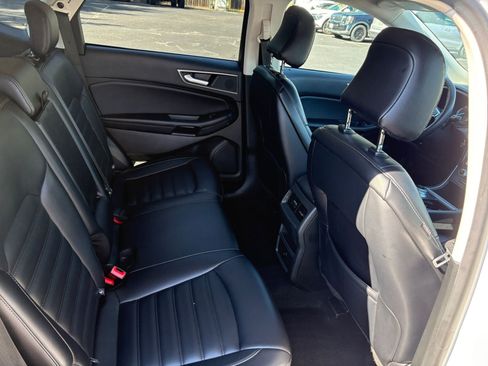 Used 2024 Ford Edge SEL AWD/4WD image 16