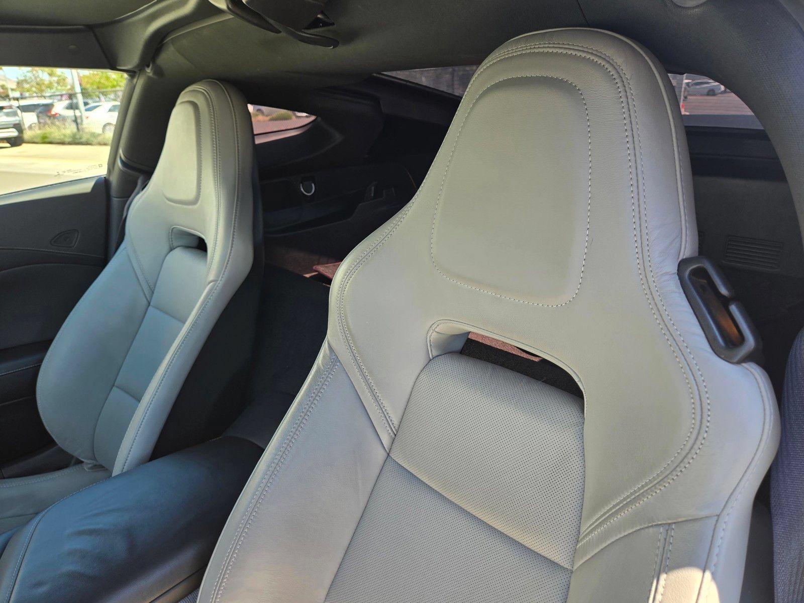 Used 2016 Chevrolet Corvette Stingray Coupe RWD image 14