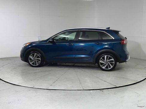 Used 2017 Kia Niro Touring w/ Advanced Technology Package image 5