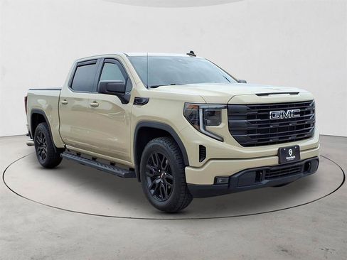 Certified 2022 GMC Sierra 1500 Elevation image 3