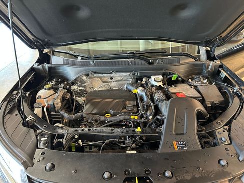 Used 2025 Chevrolet Trax LT w/ LT Convenience Package image 31