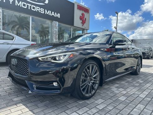 Used 2022 INFINITI Q60 3.0t Luxe w/ Essential Package image 3