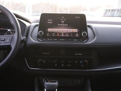 Certified 2023 Nissan Rogue S image 22