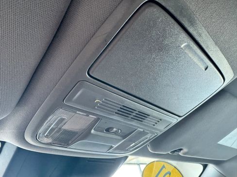 Used 2021 Honda CR-V Special Edition image 31