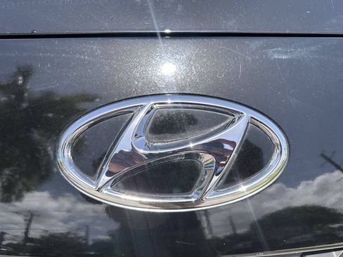 Used 2022 Hyundai Kona SEL w/ Convenience Package FWD image 10