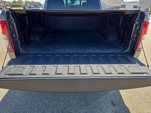 Used 2022 RAM 1500 Big Horn RWD image 24