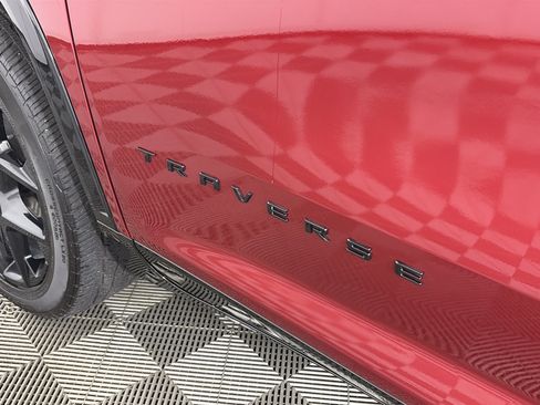 Certified 2024 Chevrolet Traverse RS w/ LPO, Floor Liner Package AWD/4WD image 20