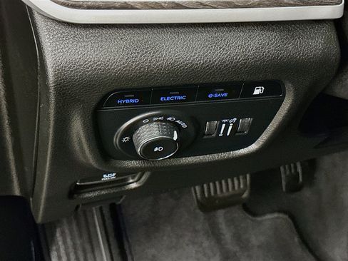 Used 2022 Jeep Grand Cherokee Limited 4xe AWD/4WD image 17
