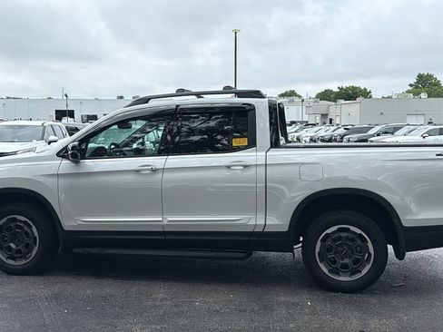 Used 2024 Honda Ridgeline Black Edition image 6