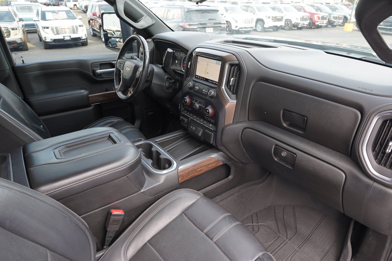Certified 2020 Chevrolet Silverado 3500 High Country w/ Technology Package AWD/4WD image 24