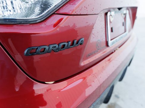 Used 2024 Toyota Corolla SE image 11