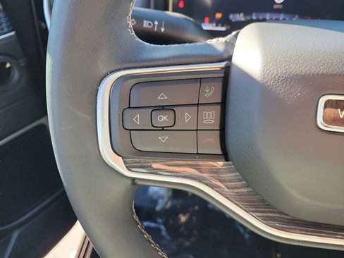 Used 2022 Jeep Wagoneer Series III image 22