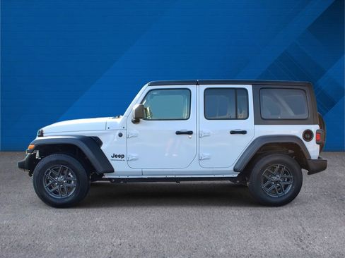 Used 2024 Jeep Wrangler Unlimited Sport AWD/4WD image 6