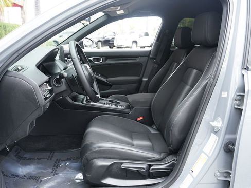 Used 2025 Honda Civic Sport image 16
