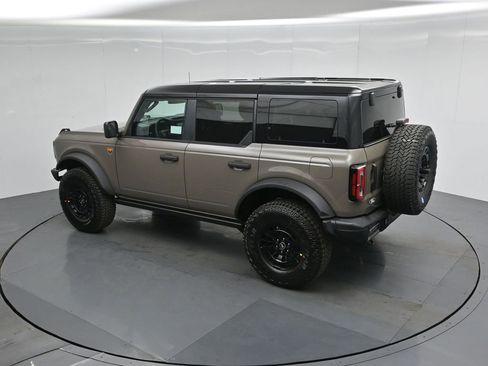 New 2026 Ford Bronco Badlands image 40