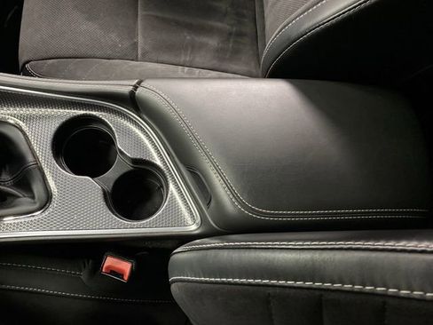 Used 2015 Dodge Challenger SRT Hellcat image 20