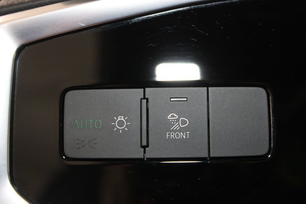 Used 2025 Audi Q3 2.0T Premium AWD/4WD image 49