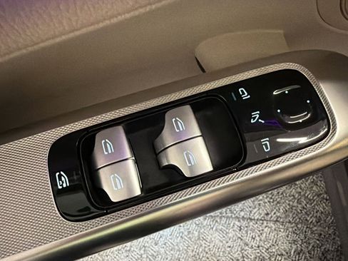 Certified 2026 Mercedes-Benz GLC 300 4MATIC image 19