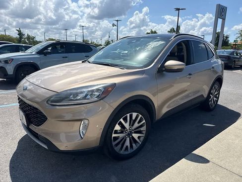 Used 2020 Ford Escape Titanium AWD/4WD image 1