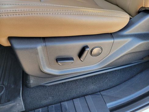 Used 2022 Ford F350 Lariat w/ Lariat Ultimate Package image 26