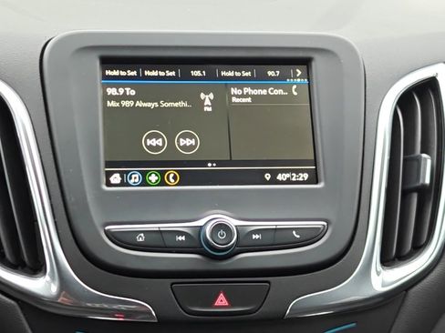 Used 2019 Chevrolet Equinox LT image 26