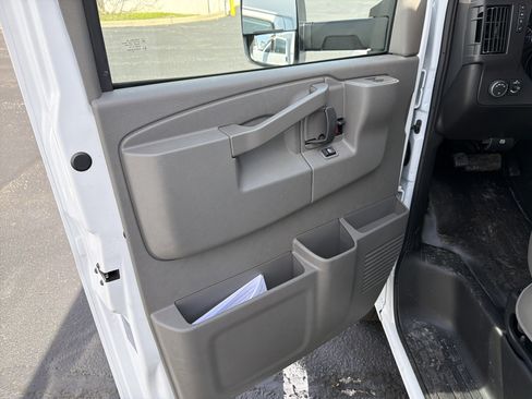 New 2026 Chevrolet Express 3500 w/ Power Convenience Package RWD image 9