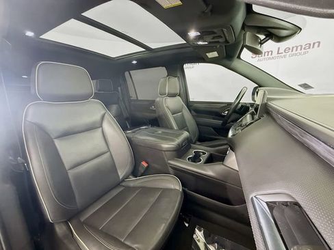 Used 2023 GMC Yukon AT4 w/ AT4 Premium Package image 33