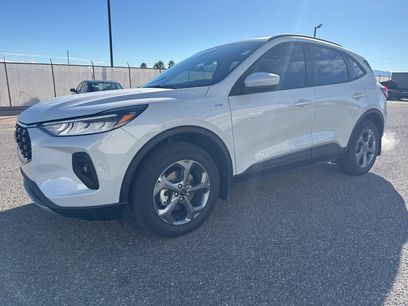 Used 2025 Ford Escape ST-Line Select w/ Class II Trailer Tow Package
