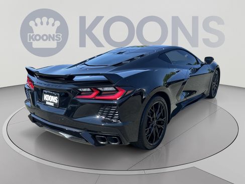 Used 2024 Chevrolet Corvette Stingray Preferred Cpe w/ Z51 Performance Package RWD image 11