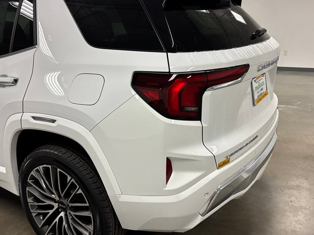 New 2026 GMC Terrain Denali AWD/4WD image 13