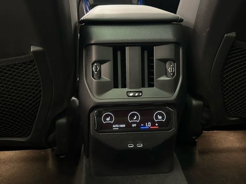 Used 2025 BMW X3 M50 w/ Premium Package AWD/4WD image 39