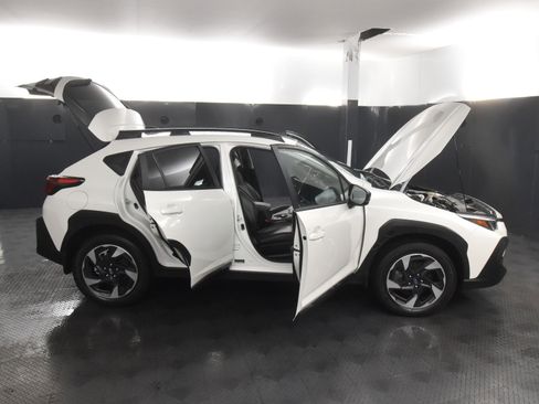 Used 2024 Subaru Crosstrek 2.5i Limited image 38