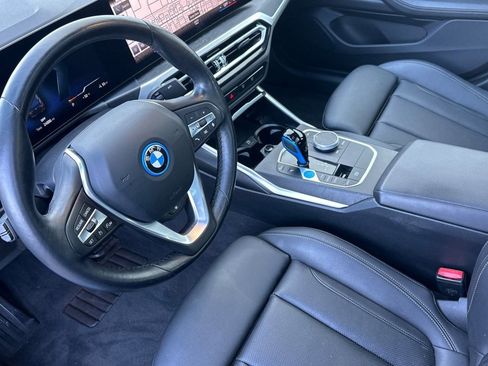 Certified 2023 BMW i4 eDrive40 w/ Premium Package image 4