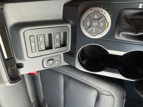 New 2025 Ford Bronco Big Bend w/ Black Diamond Package image 28