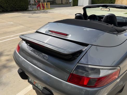 Used 2001 Porsche 911 Carrera 4 image 19
