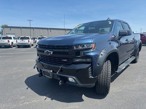 Used 2019 Chevrolet Silverado 1500 LT Trail Boss w/ Convenience Package image 4